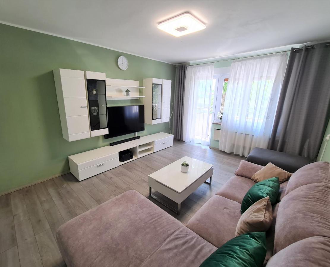 M & M Apartment Pula Exterior foto